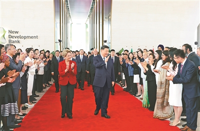 习近平访问金砖国家新开发银行